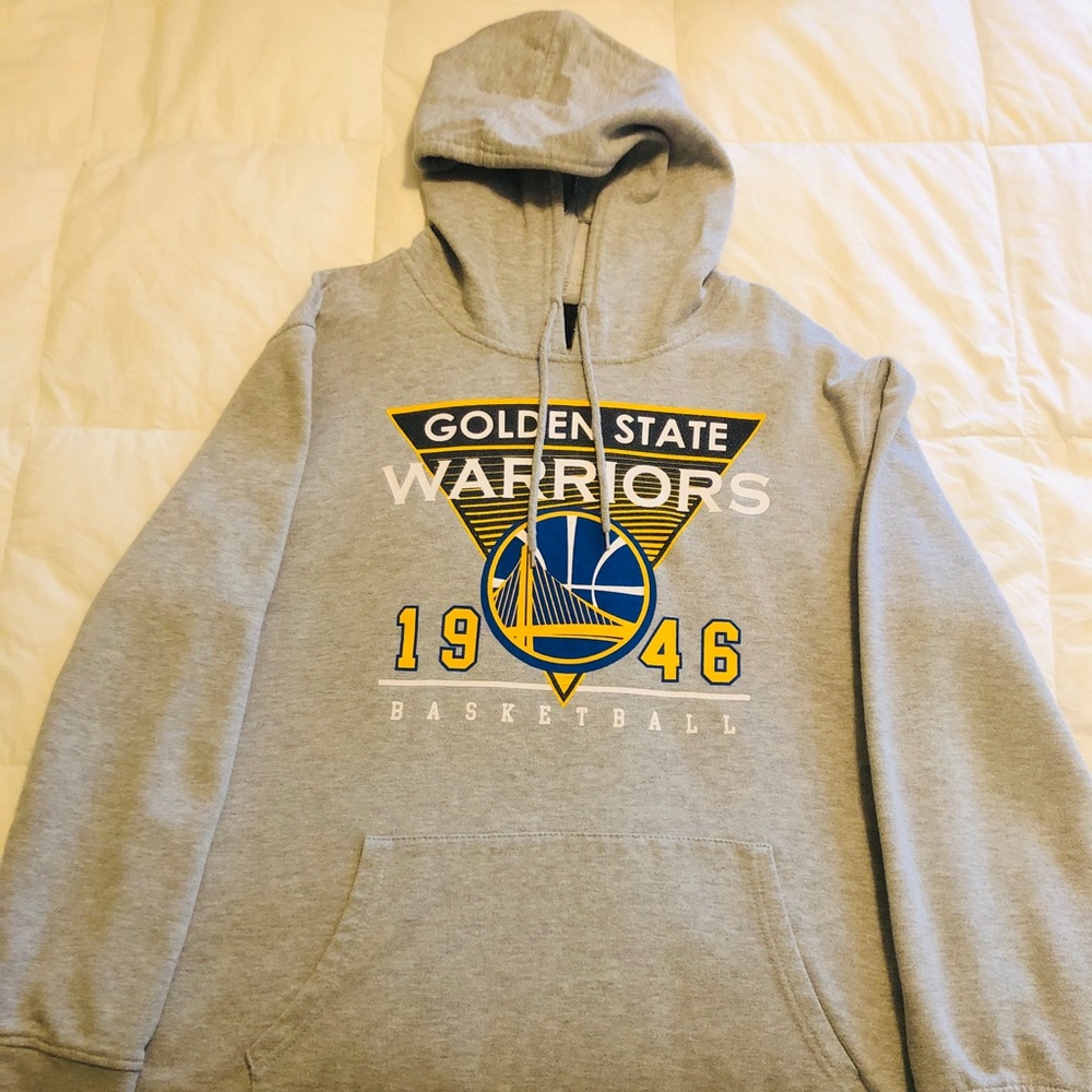 NBA brand Golden State Warriors hoodie.